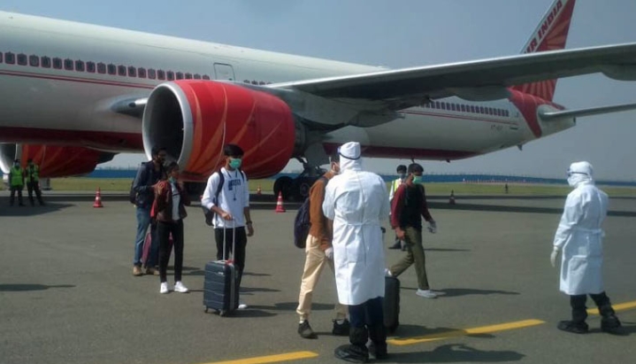 ഒമിക്രോൺ: അന്താരാഷ്ട്ര യാത്രയ്ക്ക് പുതുക്കിയ മാർഗ്ഗരേഖ