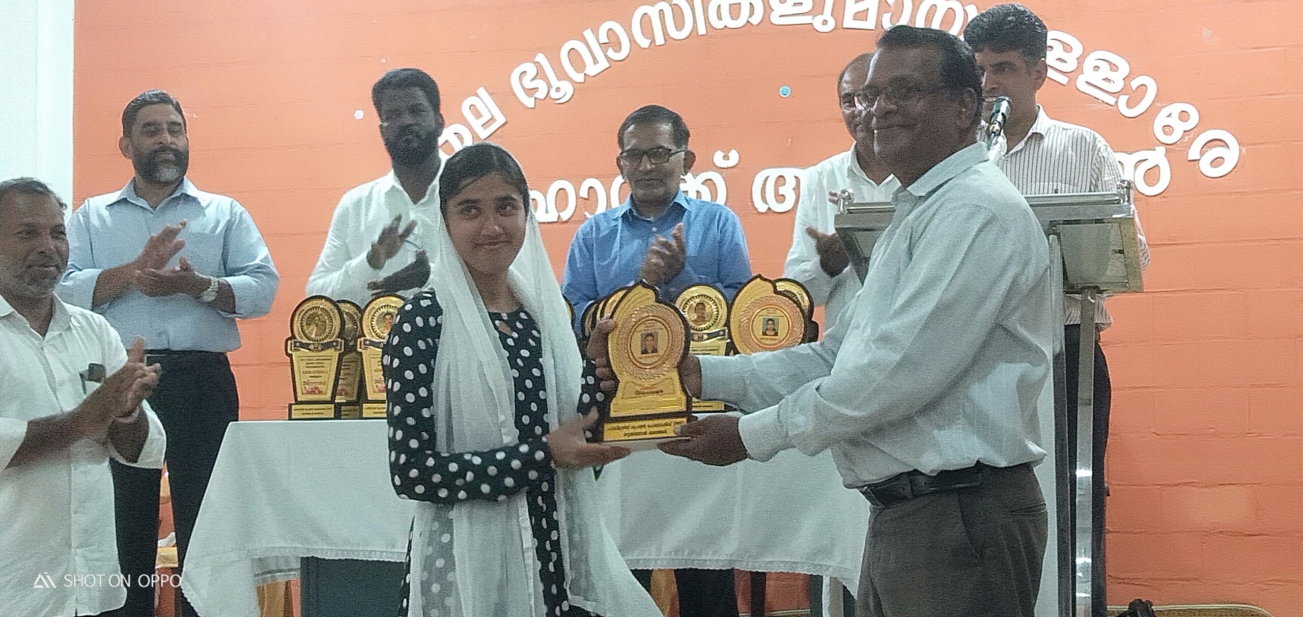 അനുമോദന സമ്മേളനം