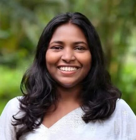 നിര്യാതയായി